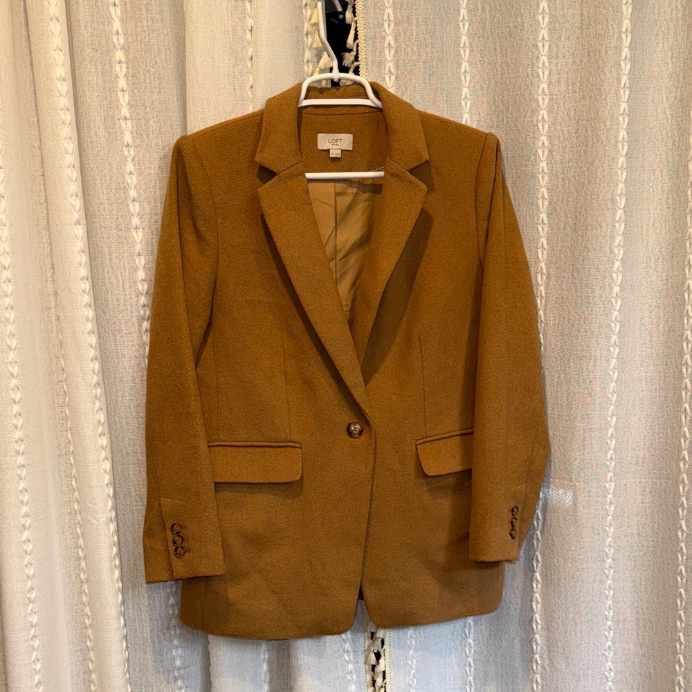 LOFT Tan Blazer